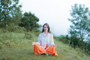 Read more about the article Mindful Travel Journal Tips for Writing Into Presence